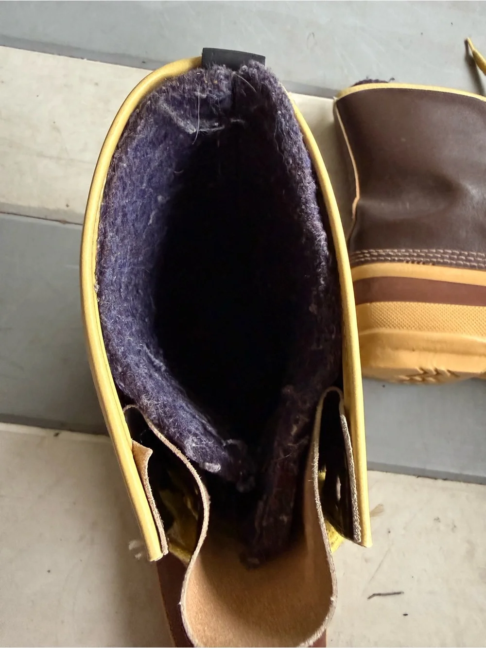 Sorel Brown and Yellow Lace-Up Men's Duck Boots Sz13
